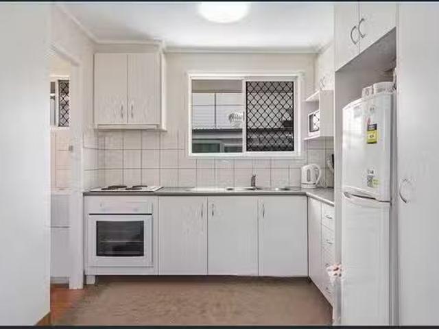 Charming 1/501 Stenner Street, Harristown, QLD 4350
