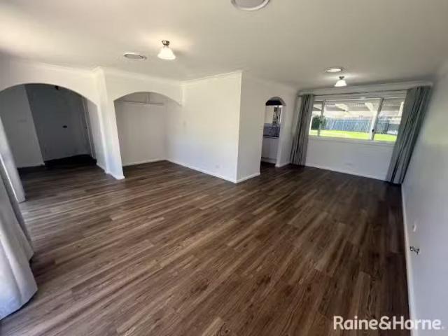 Rental! 150 Yurunga Drive, NORTH NOWRA House for rent Listed.