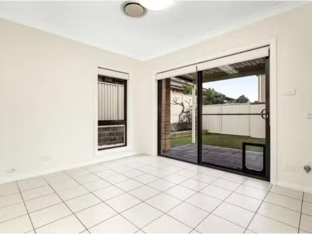 Just in! 1/53 Waterford Street, Kellyville Ridge Townhouse for.