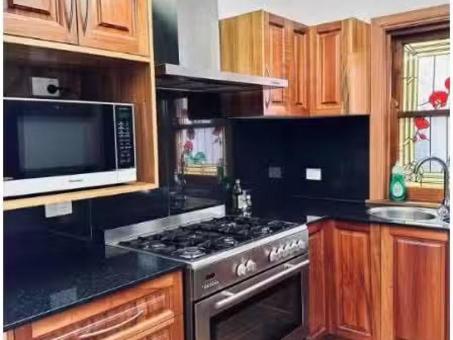 Rental! 1/5 Clare St, NEW TOWN Apartment for rent Listed by O.