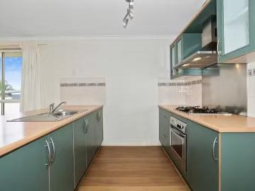 Just in! 15 Glenhelen Road, Morphett Vale, SA 5162