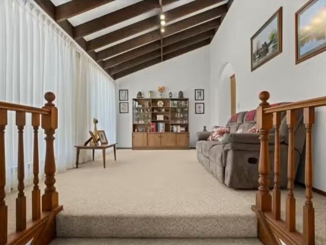 Unique 15 Old Bar Road, OLD BAR House for rent Listed by Hele.