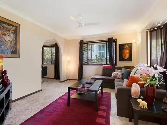 Deal! 15 Monnow Place, Carina, QLD 4152