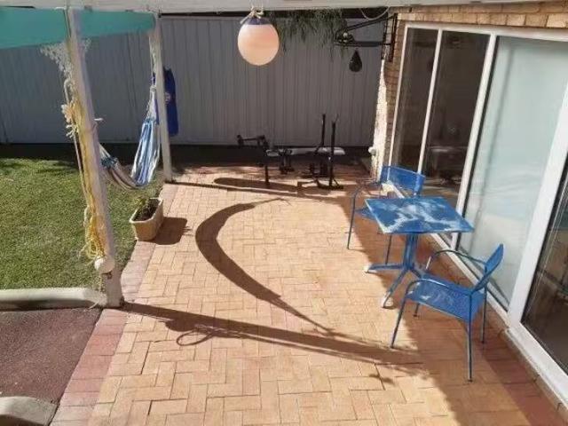 Rental! 15 Merrifield Place, Mullaloo, WA 6027
