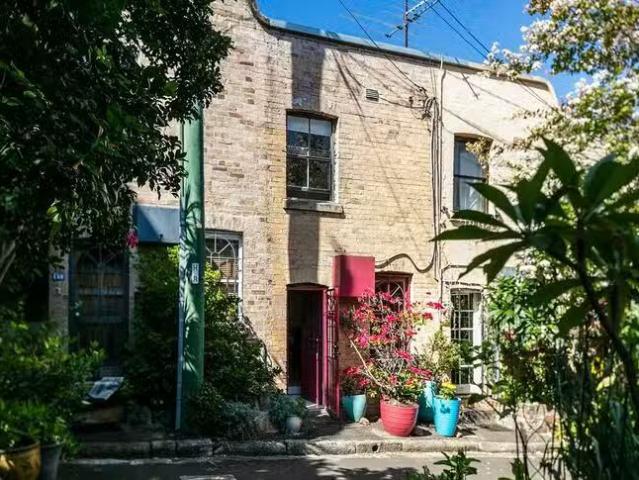 Deal! 15 Rose Terrace, Paddington, NSW 2021