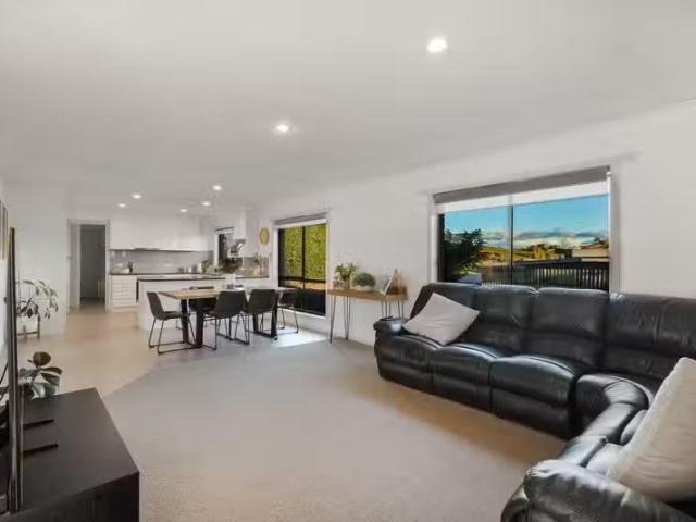 Charming 15 Ritchie Avenue, DOWNLANDS, TAS 7320 House for Rent