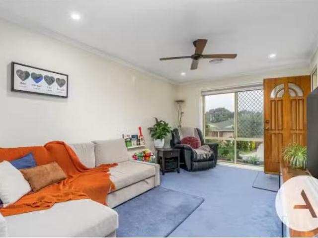 Cheap 15 Whitford Place, Conder House for rent Listed by Luke.
