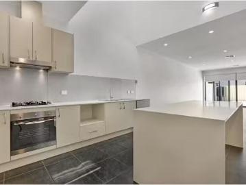 Just in! 15 Timms Street, Findon Townhouse for rent Listed by.