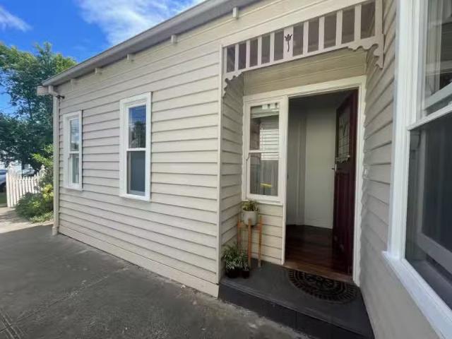 Deal! 15A Jenkins Street, Northcote VIC 3070