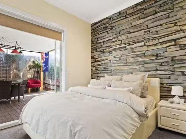 Charming 166 Rosanna Rd, Rosanna VIC 3084