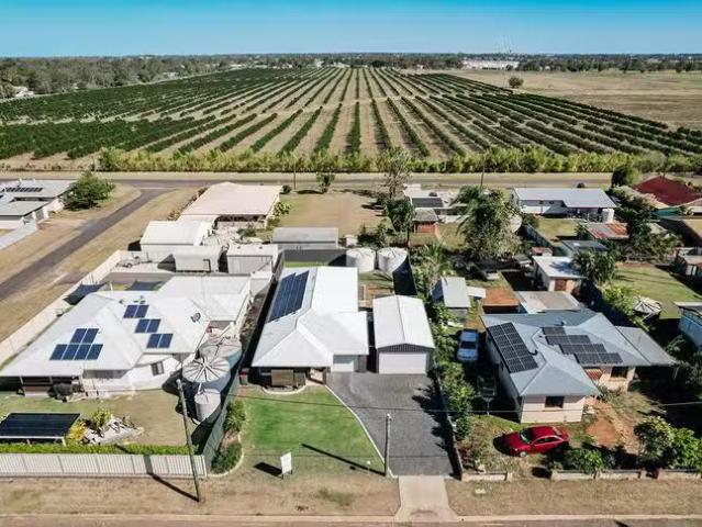 Charming 166A Mount Perry Road, Bundaberg North, QLD 4670