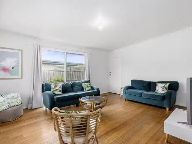 Nice 1/69 Swans Way, Capel Sound, VIC 3940