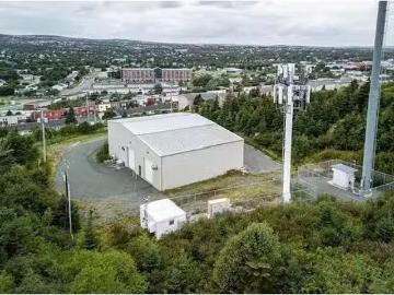For Rent! 160 White Hills Road, St John'S, NL, A1A 5J7 comme.