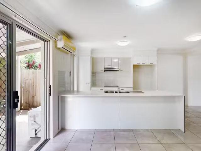 Unique 16/1 Gumview Street, Albany Creek QLD 4035