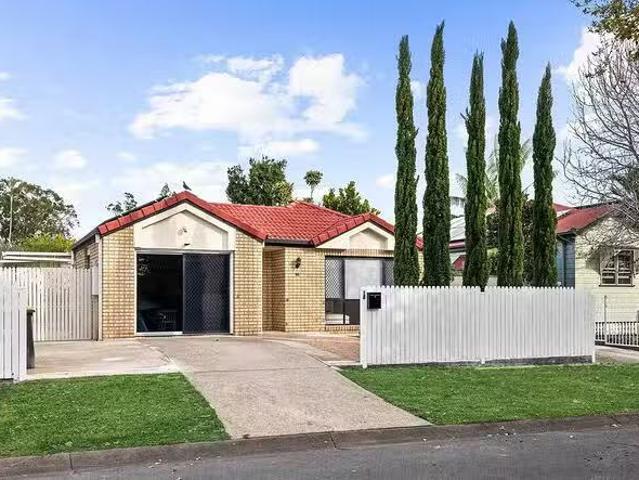 Cozy 16 Delm Street, Durack, QLD 4077