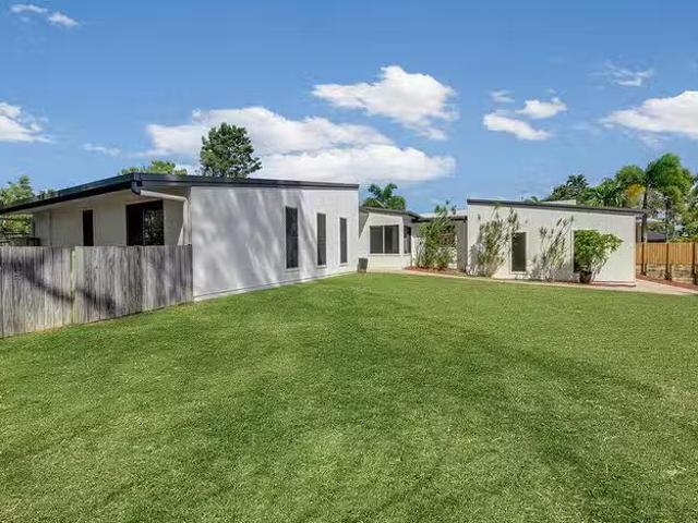Charming 16 Katrina Boulevard, New Auckland, QLD 4680