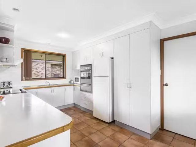 Unique 16 Smiths Lane, Wollongbar, NSW 2477
