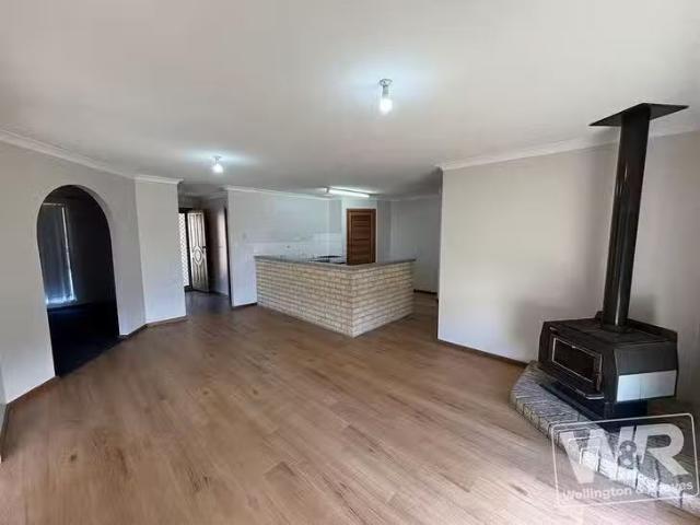 New 16 Seville Way, Orana, WA 6330