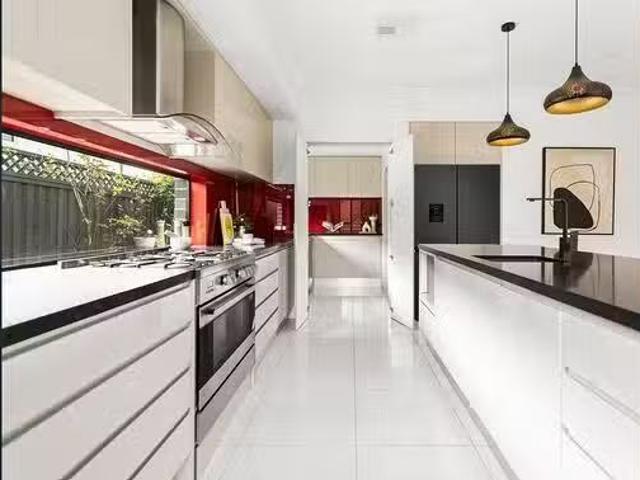 Deal! 16 Speargrass Street, Denham Court, NSW 2565