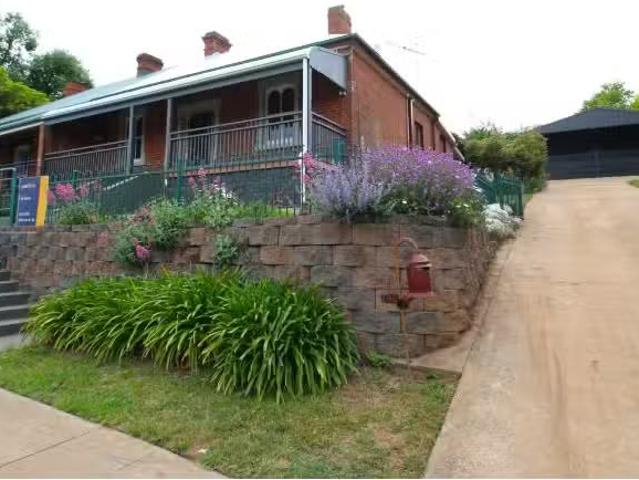 New 16 Park Street, MILLTHORPE House for rent Listed by Prope.