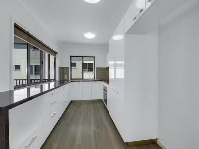 For Rent! 17/7 View Street, West Gladstone, QLD 4680