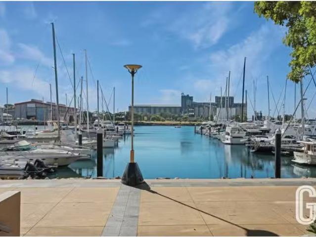 Just in! 17/87 Hannell Street, Wickham Apartment for rent Lis.