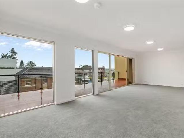 Cozy 17/1119 Pittwater Road, Collaroy, NSW 2097