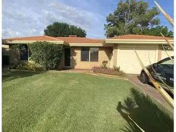 Just in! 17 Jeavons Place, South Lake, WA 6164