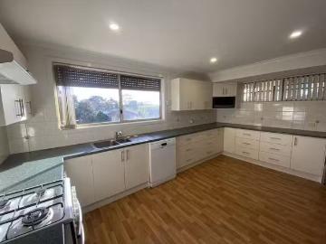 Cozy 17 Newton Long Drive, Clare, SA 5453