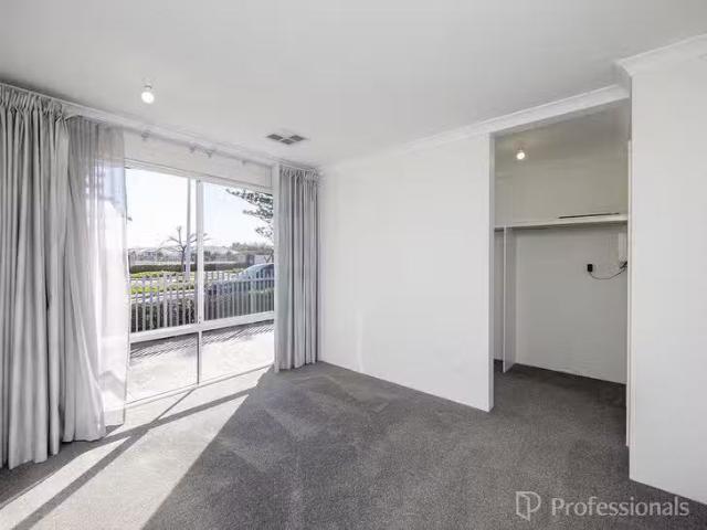 New 17 Reflection Boulevard, Jindalee, WA 6036
