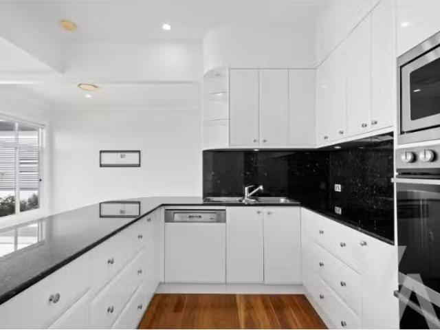 Unique 17 Woodward Street, Merewether House for rent Listed b.