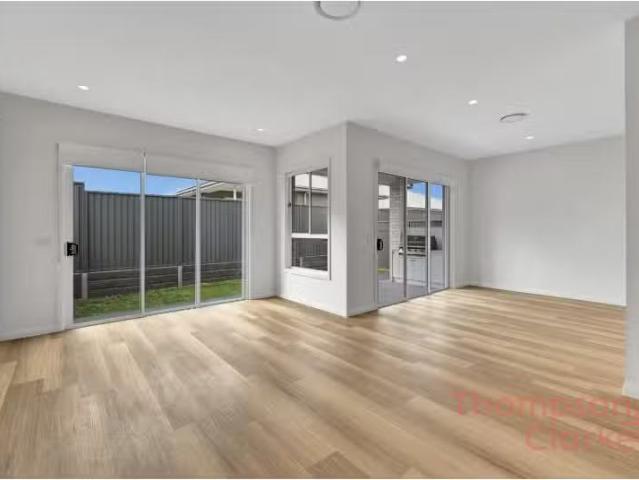 Rental! 185a Robert Road, Lochinvar House for rent Listed by.