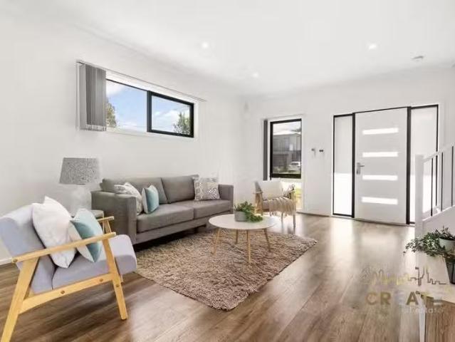 Deal! 1/86 Darnley Street, Braybrook VIC 3019