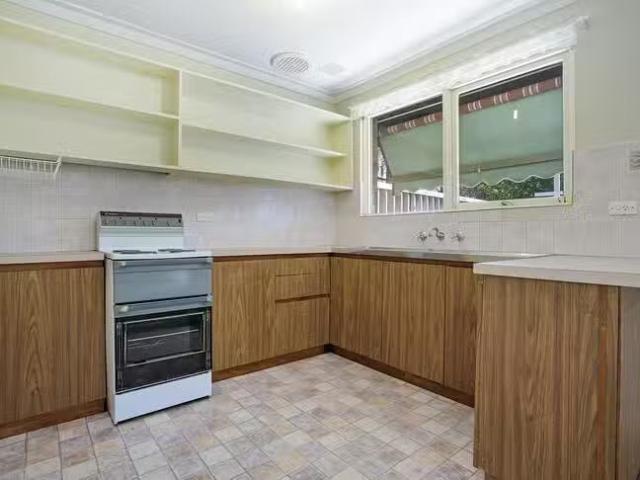 Nice 1/88 Church Avenue, Armadale, WA 6112