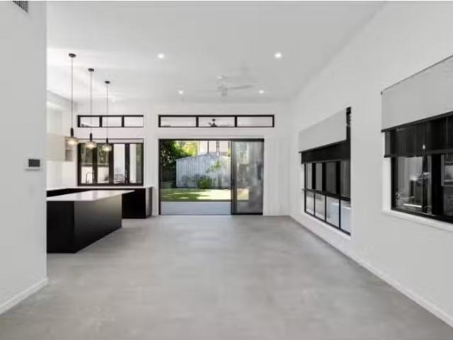Unique 182 Norman Avenue, Norman Park House for rent Listed b.