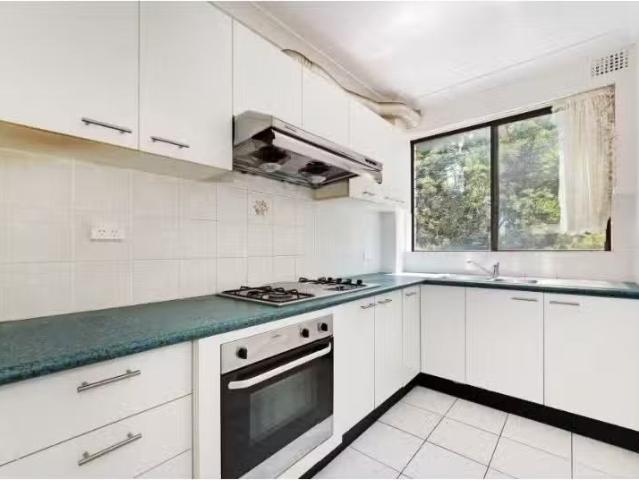 Cheap 18/2 Barton Road, Artarmon Apartment for rent Listed by.