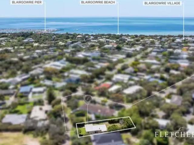 Cheap 18 Benjamin Parade, Blairgowrie VIC 3942 House Auction