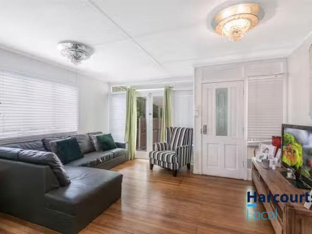For Rent! 18 Buxton Street, Ascot QLD 4007