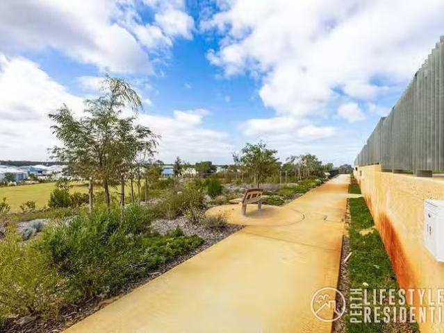 Cheap 18 Pender Lane, Eglinton, WA 6034