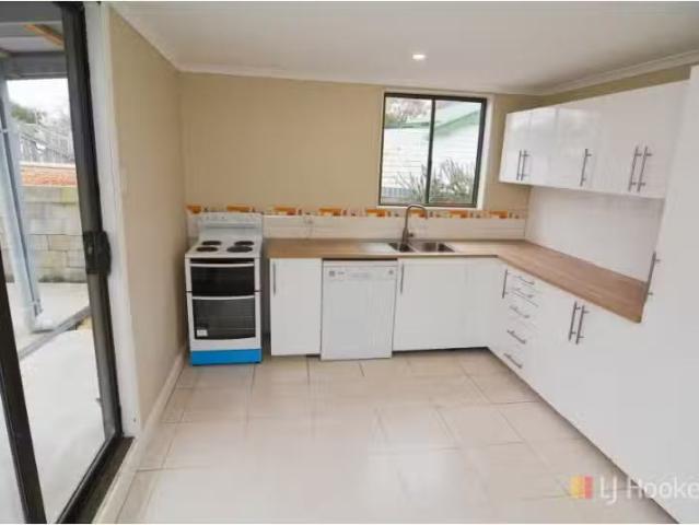Charming 18 Wallerawang Road, Portland House for rent Listed.