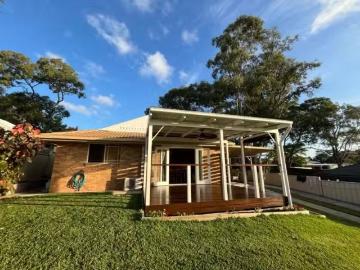 Cockle Creek, Newcastle - Garden, Air conditioning