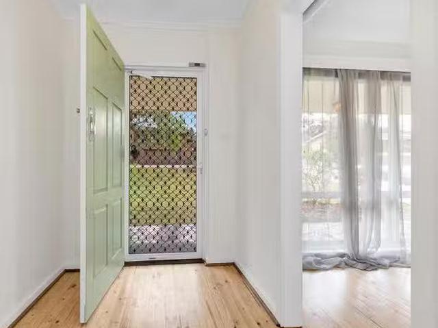 Cheap 19 Caspar Street, Fairview Park, SA 5126