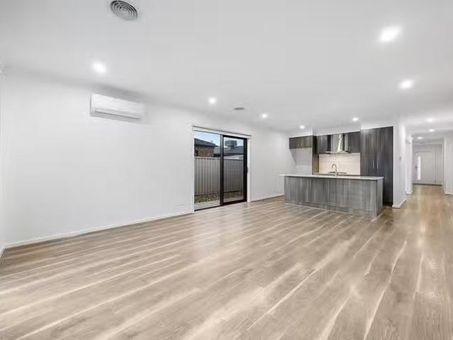 For Rent! 19 Bect Street, Sebastopol, VIC 3356