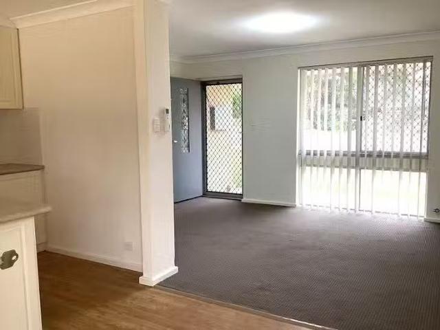Rental! 19 Elswick Street, Safety Bay, WA 6169