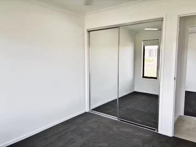 Cheap 19 Flame Tree Road, Cotswold Hills, QLD 4350