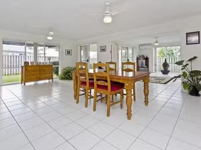 Cozy 19 Killarney Court, Ormeau, QLD 4208