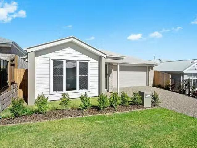 Just in! 19 Lochridge Street, Thornlands, QLD 4164