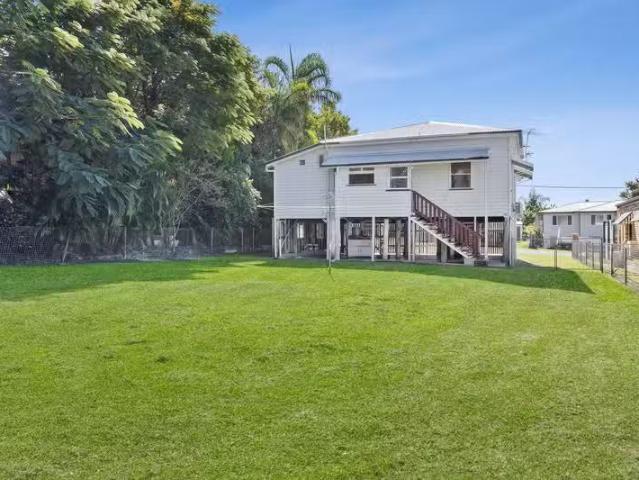 Cheap 19 Palmer Street, ALLENSTOWN, QLD 4700 House for Rent
