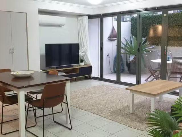 Unique 19 Walsh Street, Milton, QLD 4064