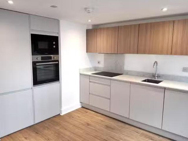 Deal! 1 BA 1 bedroom apartment for rent in 50 Burnhill Road, B.